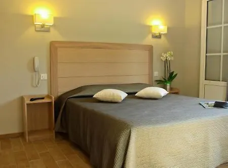 Hotel Restaurant Txistulari 3*