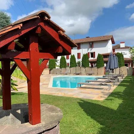 Hotel Restaurant Txistulari Itxassou