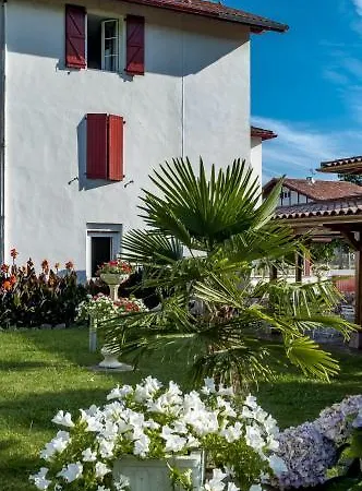 Hotel Restaurant Txistulari 3*