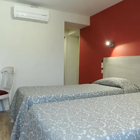 Hotel Restaurant Txistulari 3*