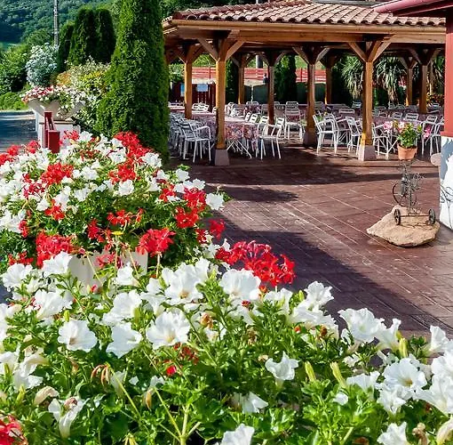 Hotel Restaurant Txistulari