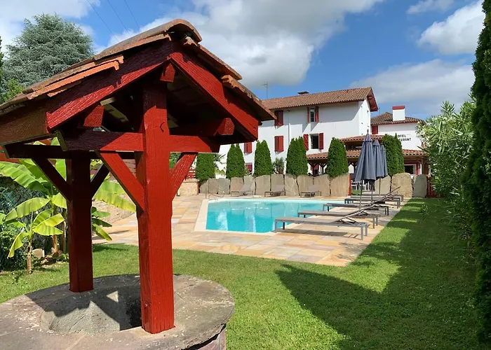 Hotel Restaurant Txistulari Itxassou